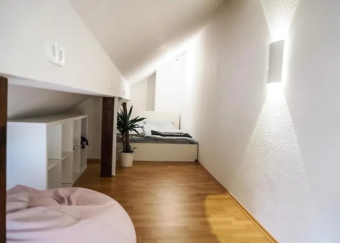 公寓 Surfer Loft With Ac And Sun Terrace *